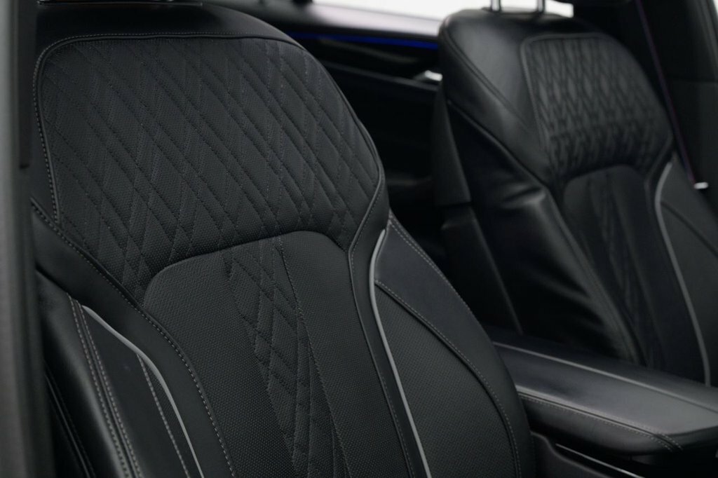 BMW 5 Series 530E M Sport Black #16