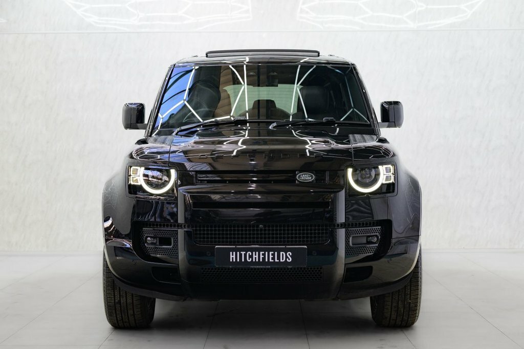 Land Rover Defender 110 2L X-dynamic Hse Black #4