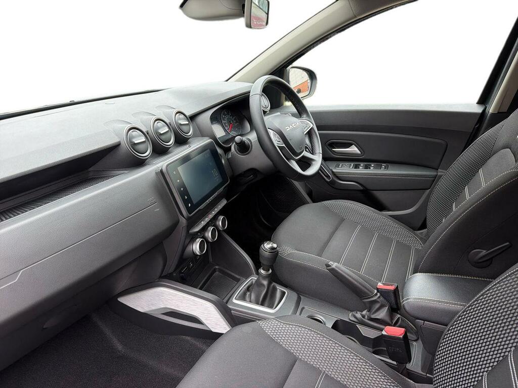 Dacia Duster 1.0 Tce 100 Bi-fuel Journey DY72OFC Grey #3