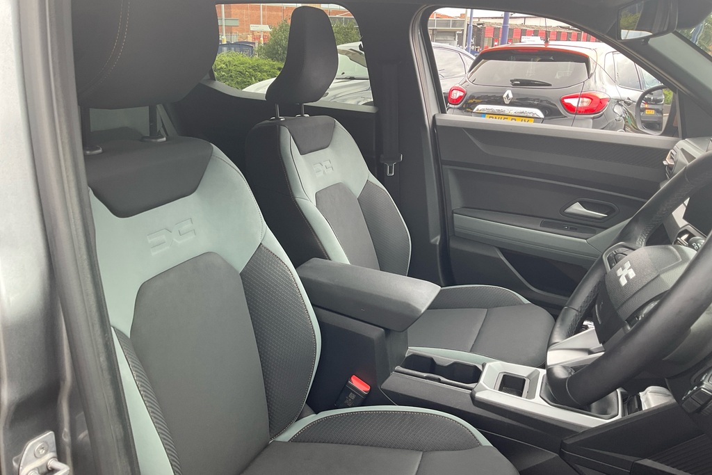 Dacia Duster Duster 1.6 Hybrid 140 Extreme Estate #29