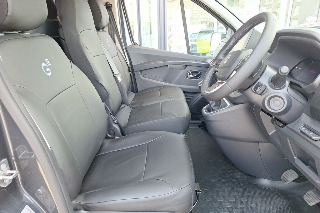 Renault Trafic Ll30 Blue Dci 150 Graphite Edition Van #3