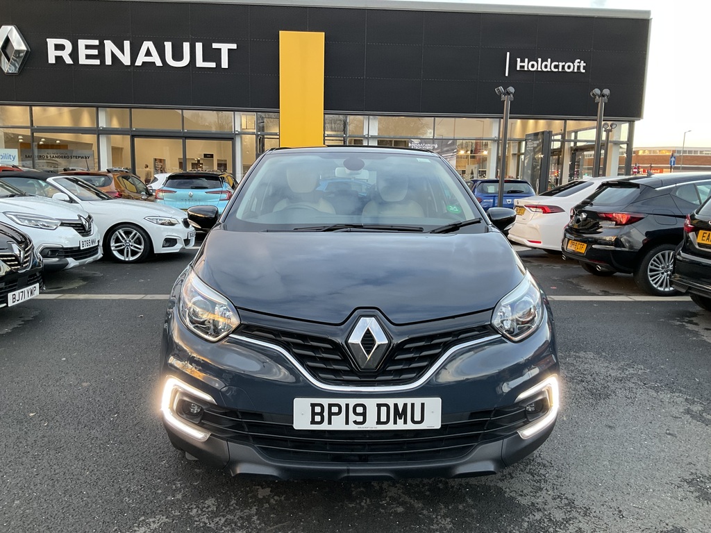 Renault Captur 1.3 Tce 150 Iconic Edc Black #2