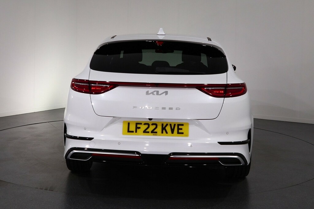 Kia Proceed Gt-line LF22KVE White #6