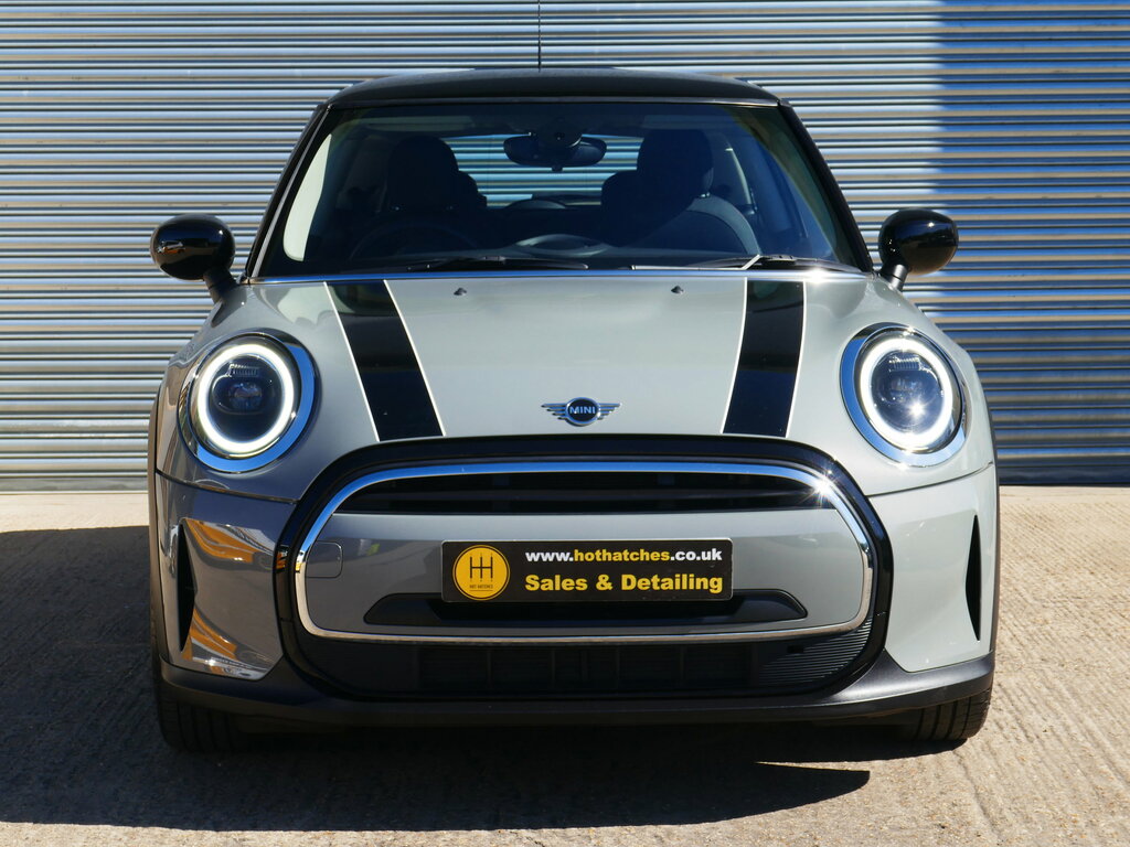 Mini Hatch 1.5 Cooper Classic Hatchback Steptronic Grey #2
