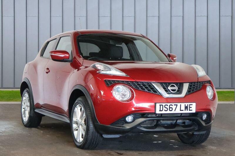 Nissan Juke 1.6 N-connecta Xtron Euro 6 Red