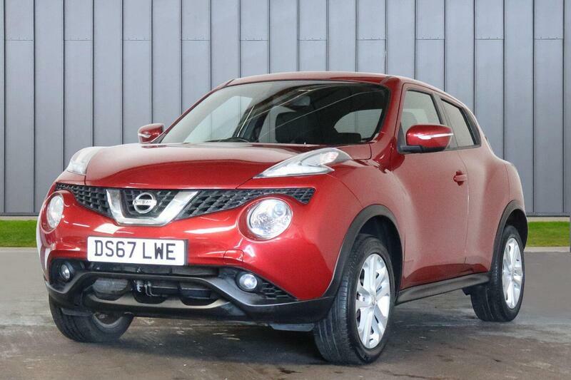 Nissan Juke 1.6 N-connecta Xtron Euro 6 Red #3