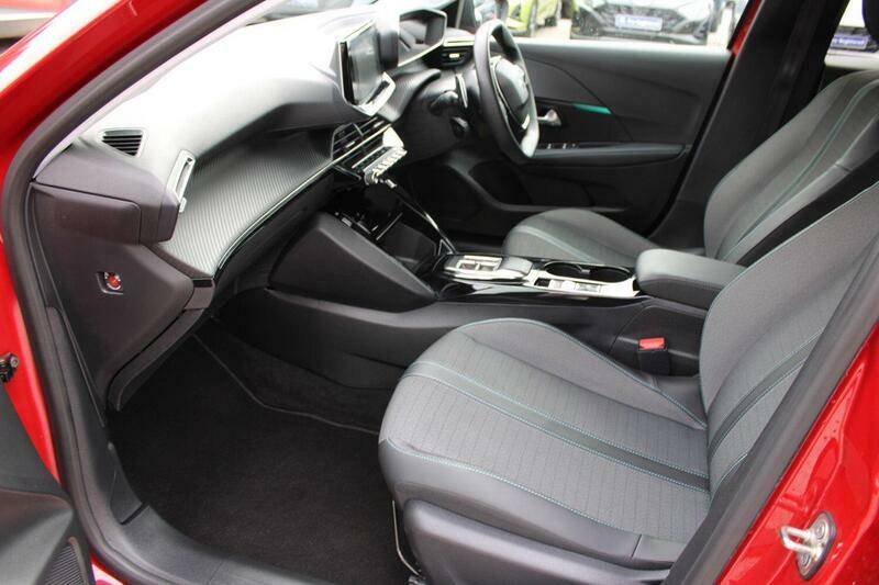 Peugeot 208 1.2 Puretech Allure Premium Eat Euro 6 Ss Red #2