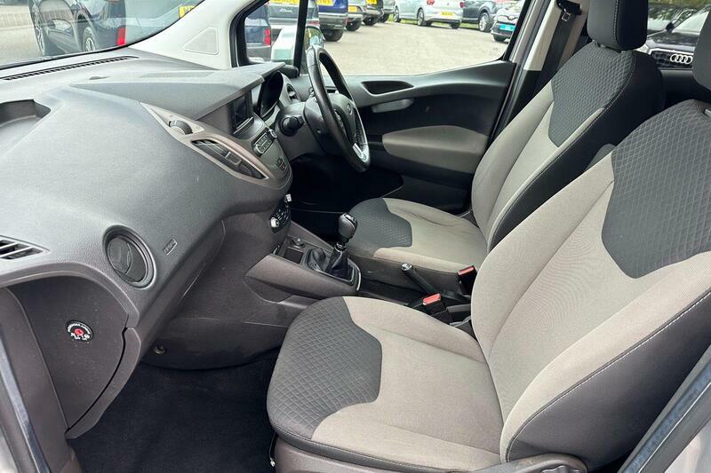 Ford Tourneo Courier 1.0 Ecoboost Zetec Euro 6 Silver #2