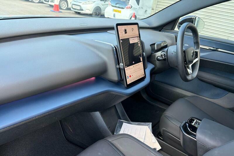 Volvo EX30 Single Motor 51Kwh Plus Blue #2