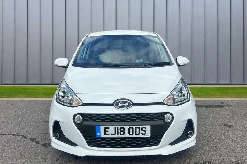 Hyundai I10 1.2 Premium Euro 6 White #3