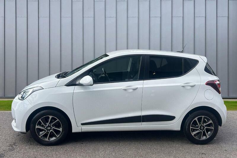 Hyundai I10 1.2 Premium Euro 6 White #6