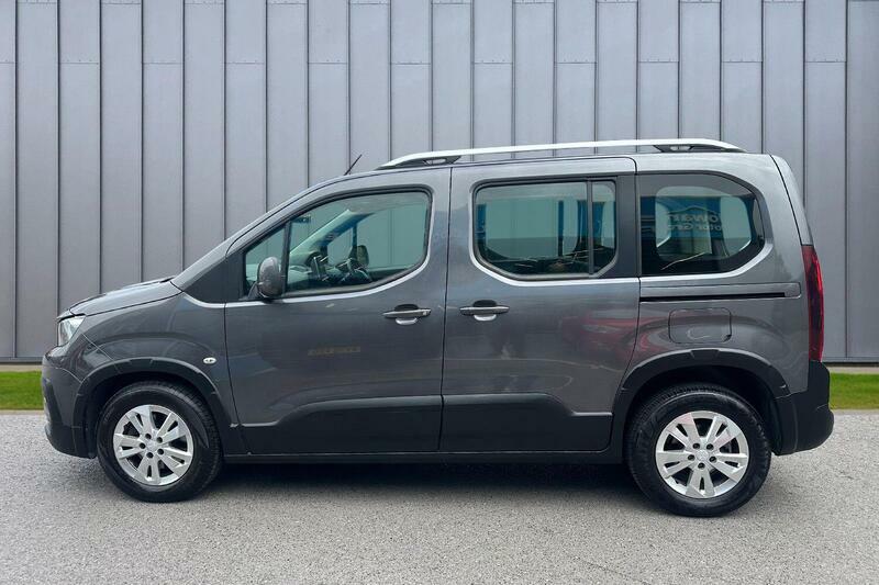 Peugeot Rifter Blue #7
