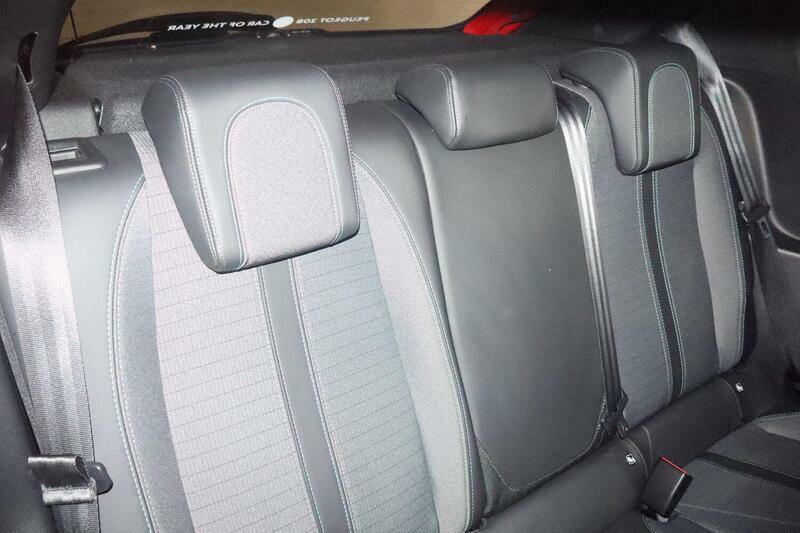 Peugeot 208 Puretech Gt Line Ss Grey #11