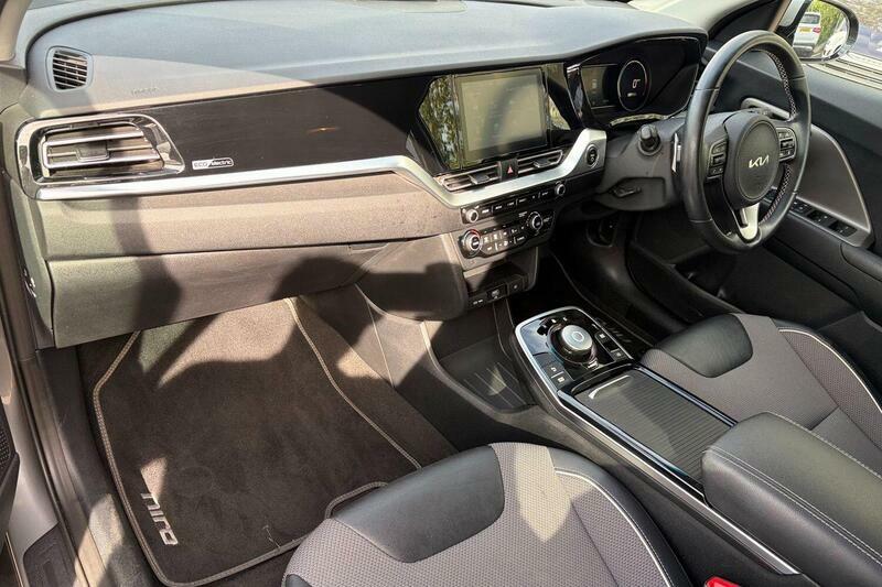 Kia e-Niro 64Kwh 2 Grey #2