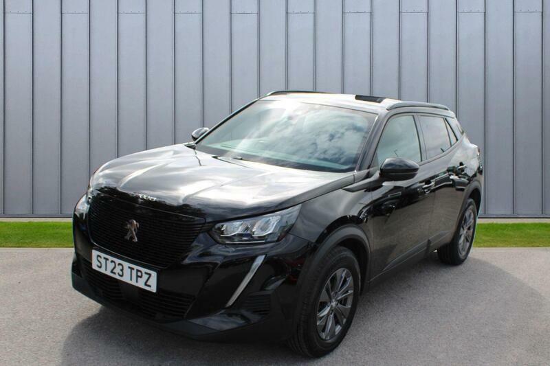 Peugeot 2008 1.2 Puretech Active Premium Euro 6 Ss Black #4