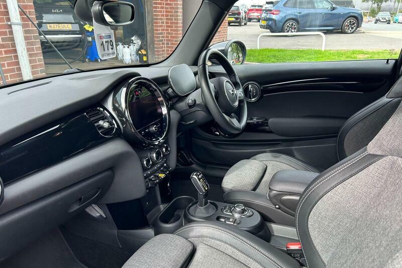 Mini Electric Cooper Se 32.6Kwh Level 2 Black #2