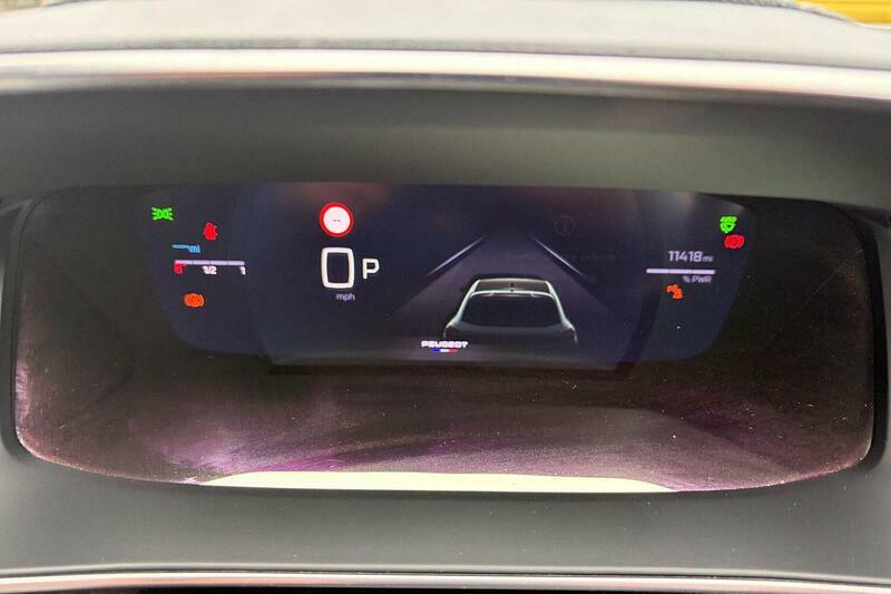 Peugeot 2008 1.2 Puretech Allure Grey #17