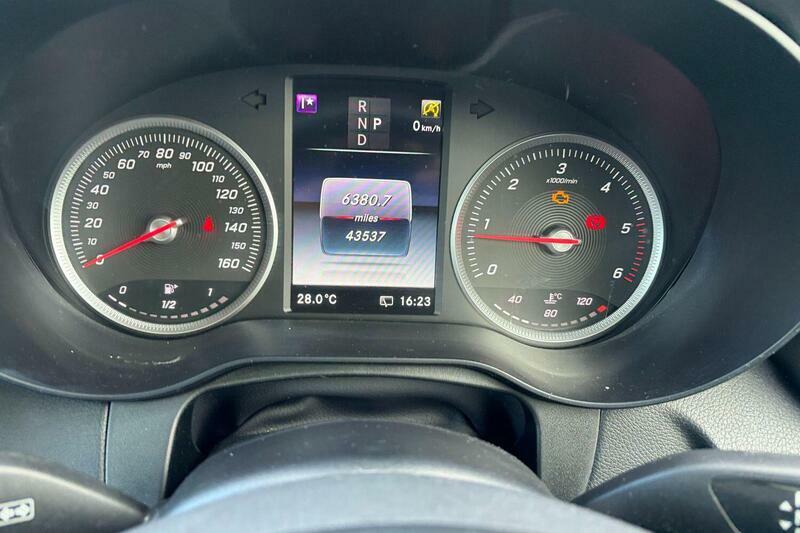Mercedes-Benz GLC Class Glc 250 Amg Night Edition 4Matic Black #16