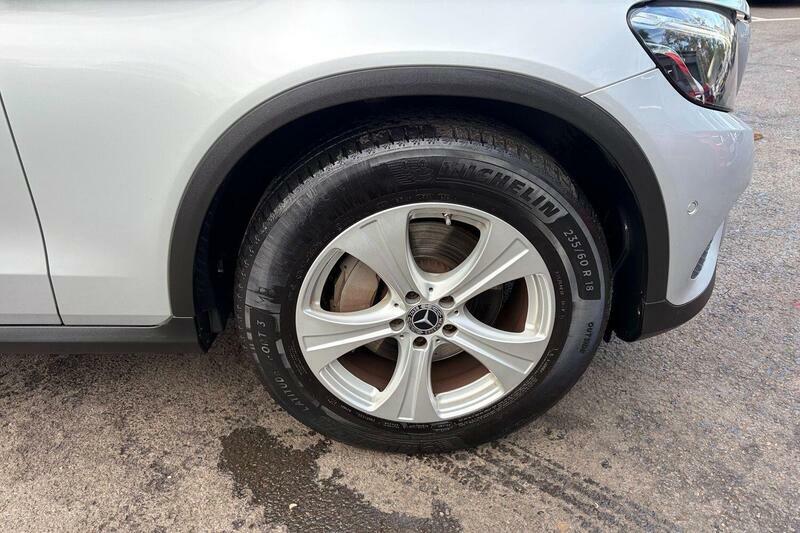 Mercedes-Benz GLC Class Glc 250 Amg Night Edition 4Matic Black #19