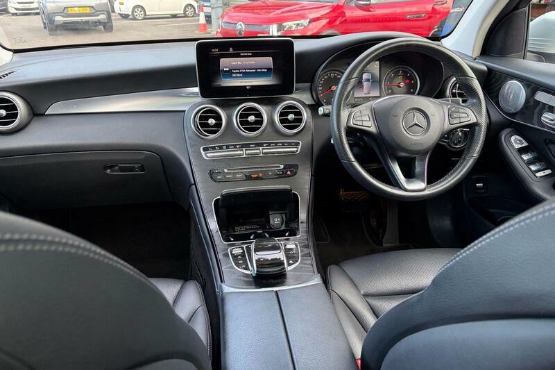 Mercedes-Benz GLC Class Glc 250 Amg Night Edition 4Matic Black #9