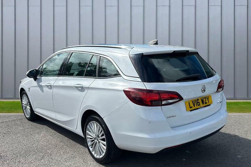 Vauxhall Astra 1.6 Cdti Elite Nav Sports Tourer Euro 6 White #5