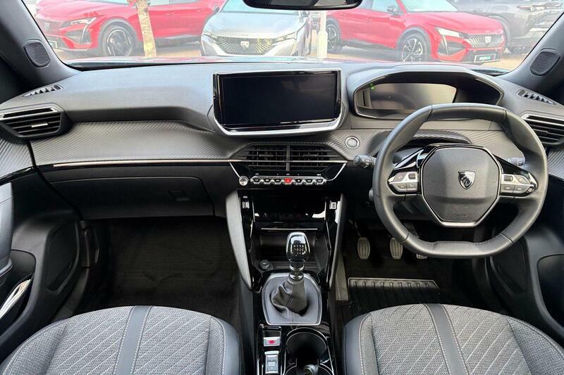Peugeot 2008 1.2 Puretech 130 Allure Blue #10