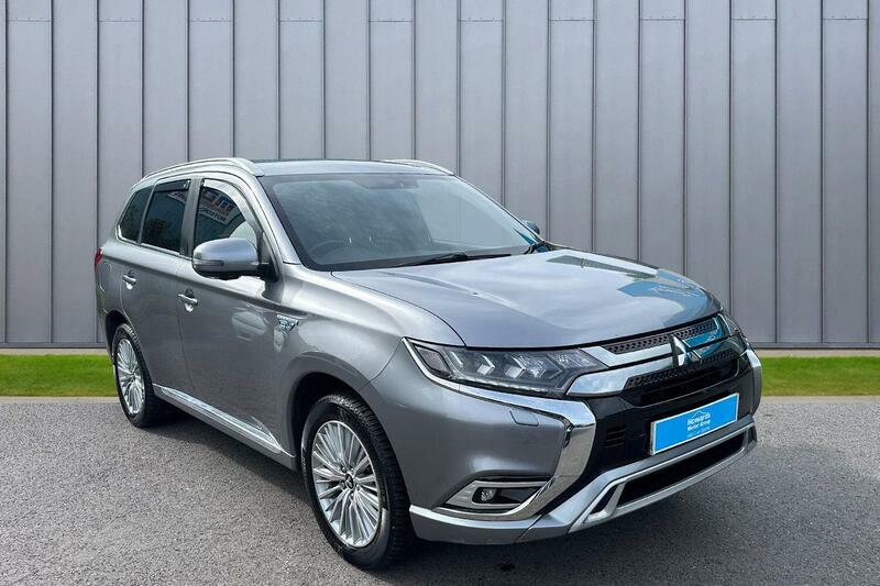 Mitsubishi Outlander 2.4H Twinmotor 13.8Kwh 4H Cvt 4Wd Euro 6 Ss Grey