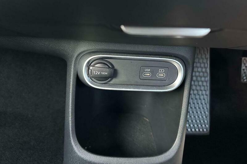 Genesis GV60 Premium Green #25