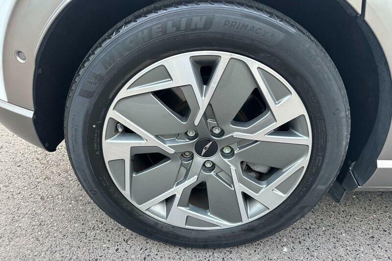 Genesis GV60 Premium Green #30
