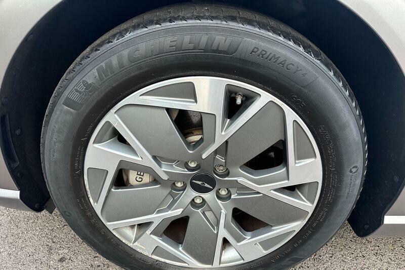 Genesis GV60 Premium Green #29