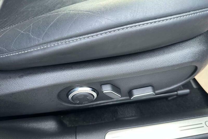 Genesis GV60 Premium Green #23