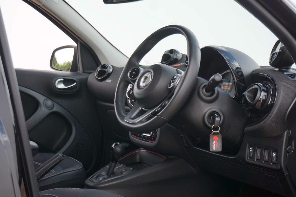 Smart Forfour 60Kw Eq Prime Exclusive 17Kwh 22Kwch Silver #13