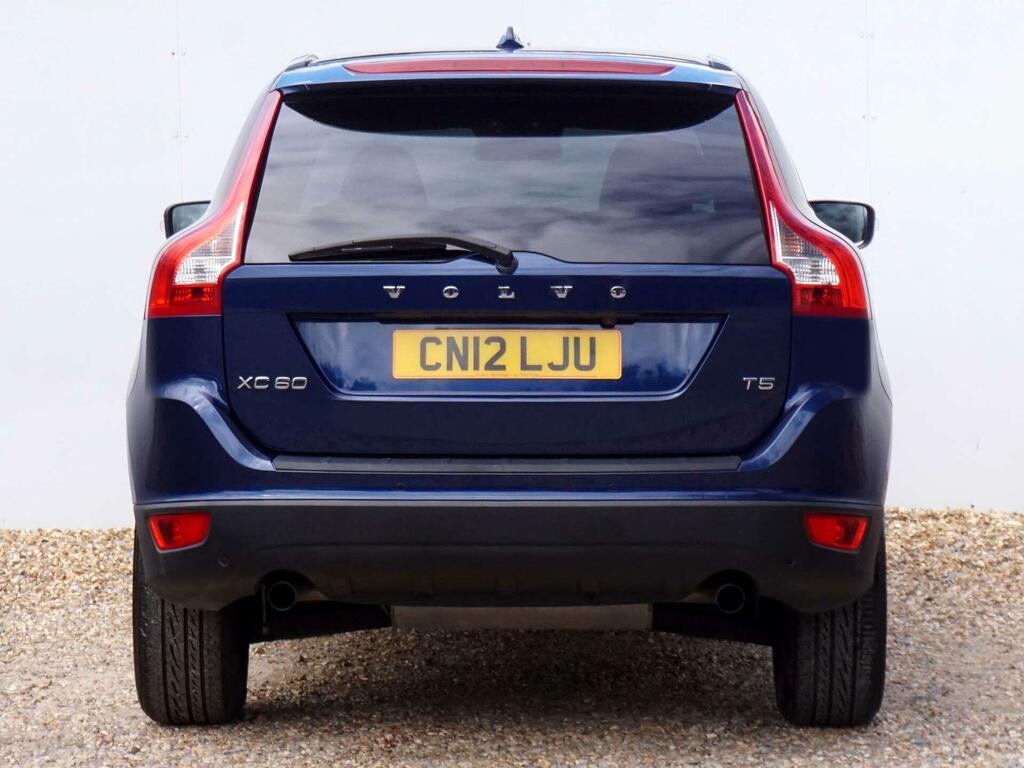 Volvo XC60 D3drive R-design Premium Black #30