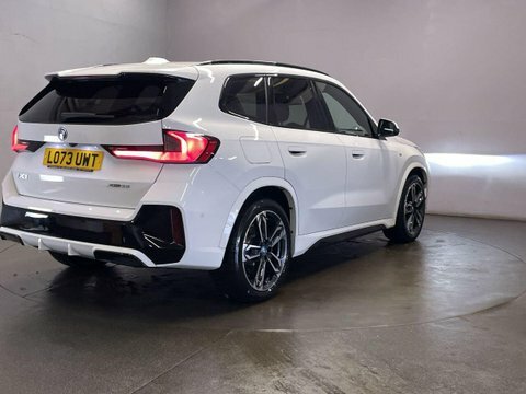 BMW iX1 Xdrive30 M Sport White #8