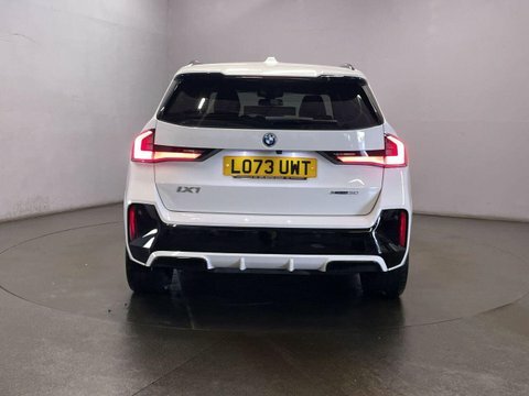 BMW iX1 Xdrive30 M Sport White #7