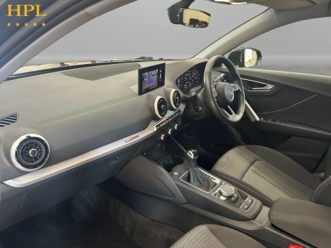 Audi Q2 2023 73 1.5  #15