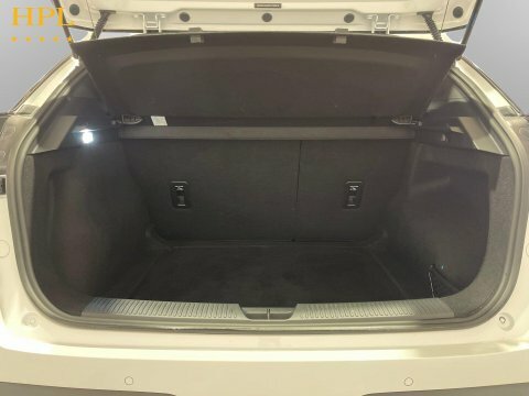 MG MG4 180Kw Trophy Ev Extended Range 77Kwh #19