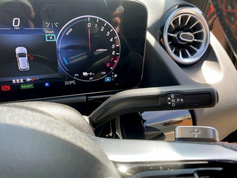Mercedes-Benz GLA Class 1.6 Gla200 Sport White #17