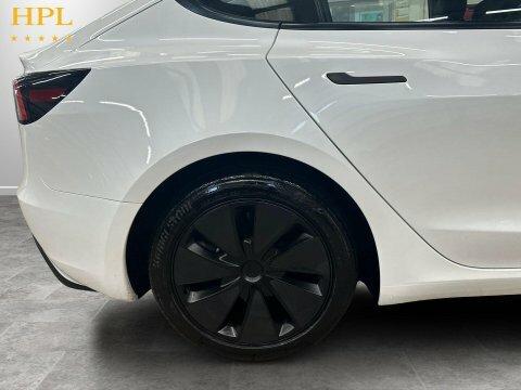 Tesla Model 3 2024 Saloon Rwd 208 Ps White #10