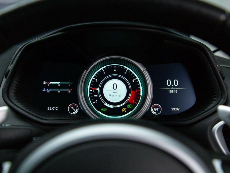 Aston Martin DB11 V8 Volante Touchtronic #6