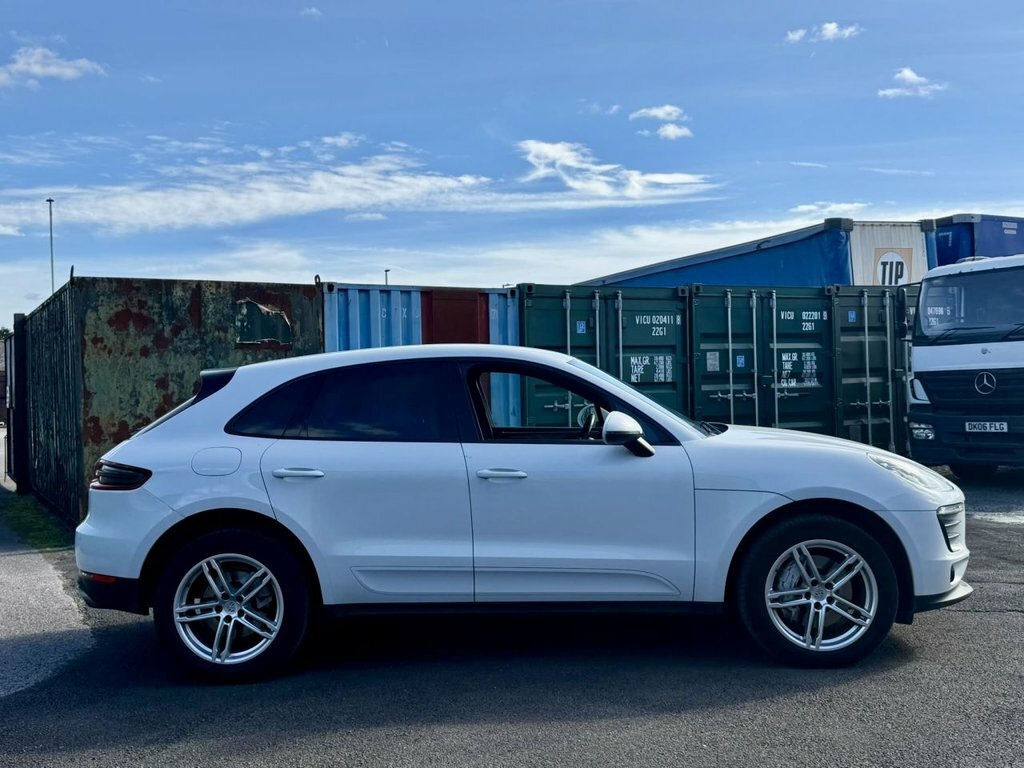 Porsche Macan 3L S White #3