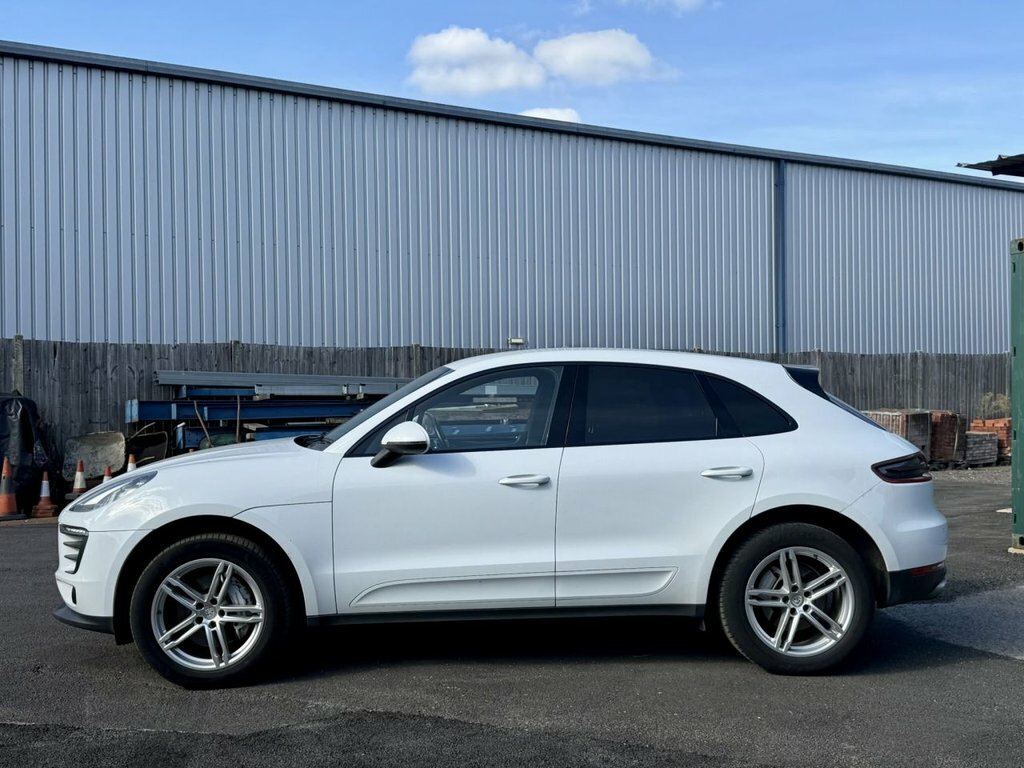 Porsche Macan 3L S White #5