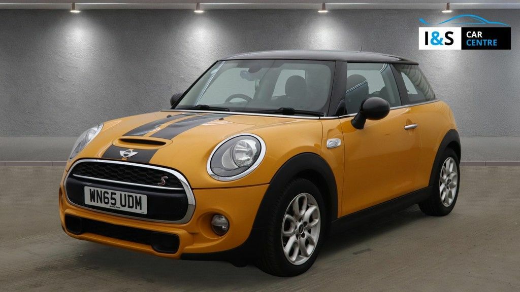 Mini Hatch Cooper S Hatchback Orange #2