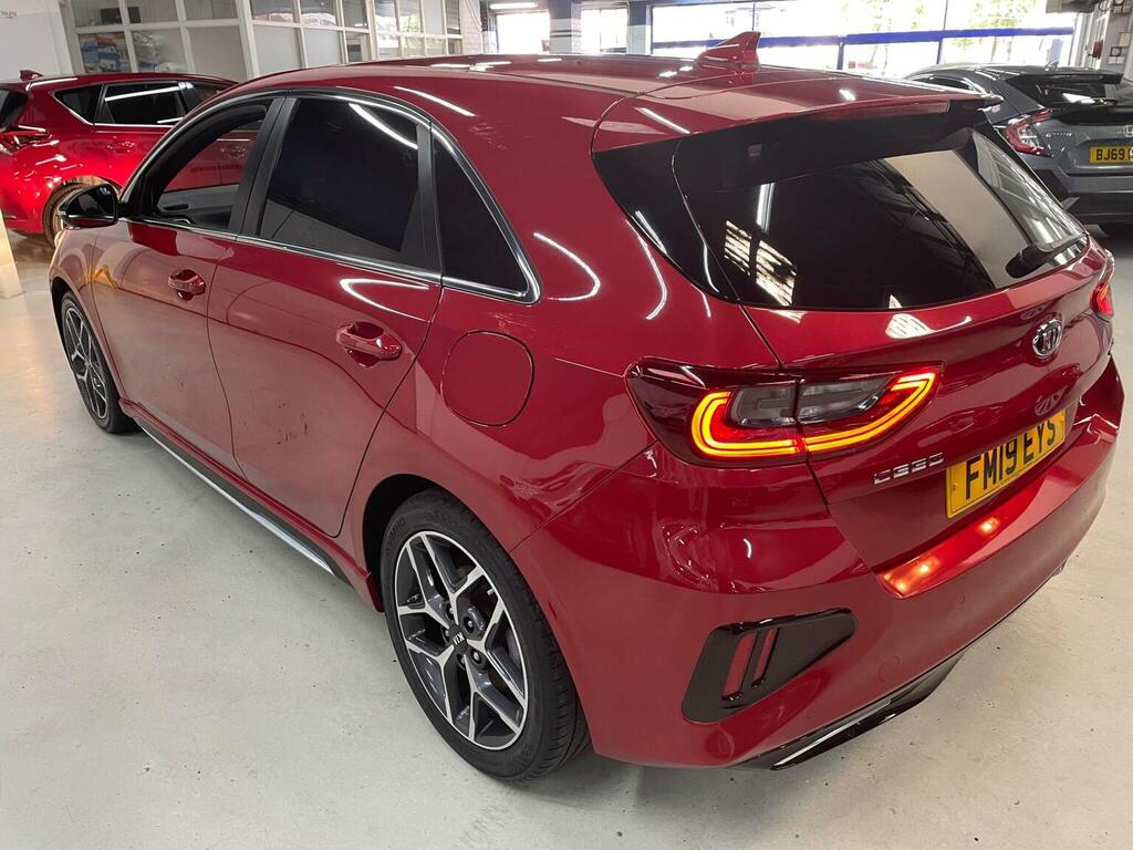 Kia Ceed Hatchback 1.4 T-gdi Gt-line Dct Euro 6 Ss Red #4