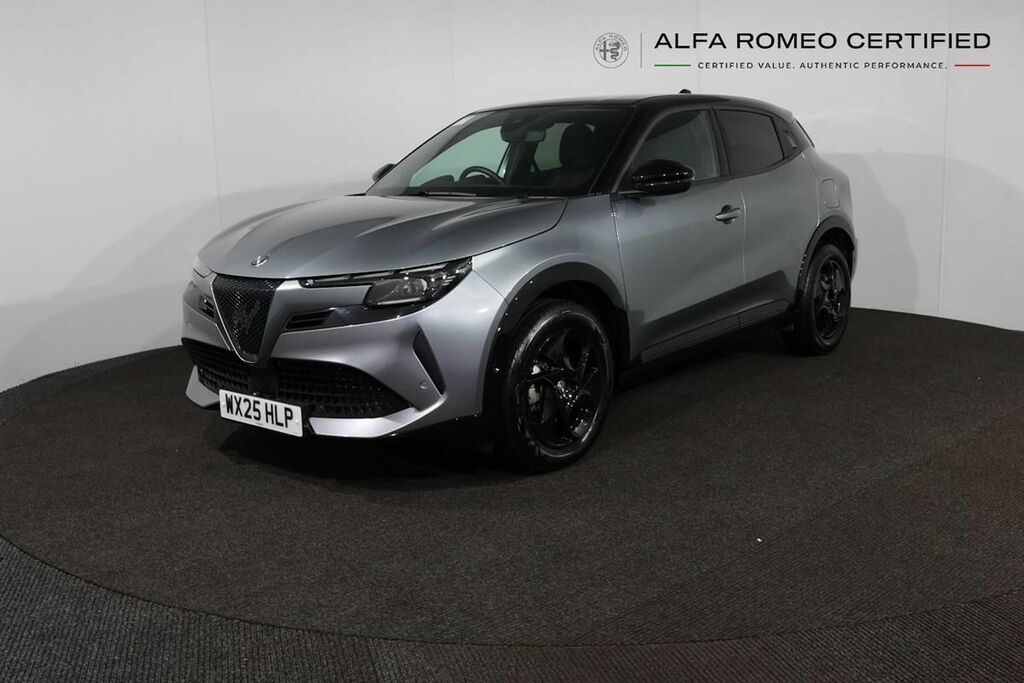 Alfa Romeo Junior 1.2 Turbo Ibrida Black #3