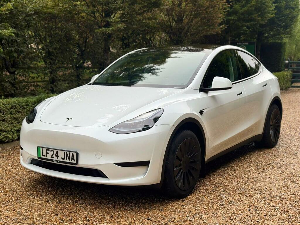 Tesla Model Y Suv Rwd 202424 White