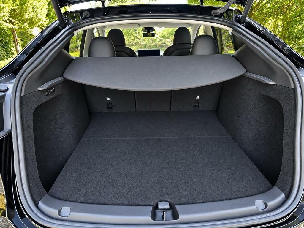 Tesla Model Y Rwd Black #7