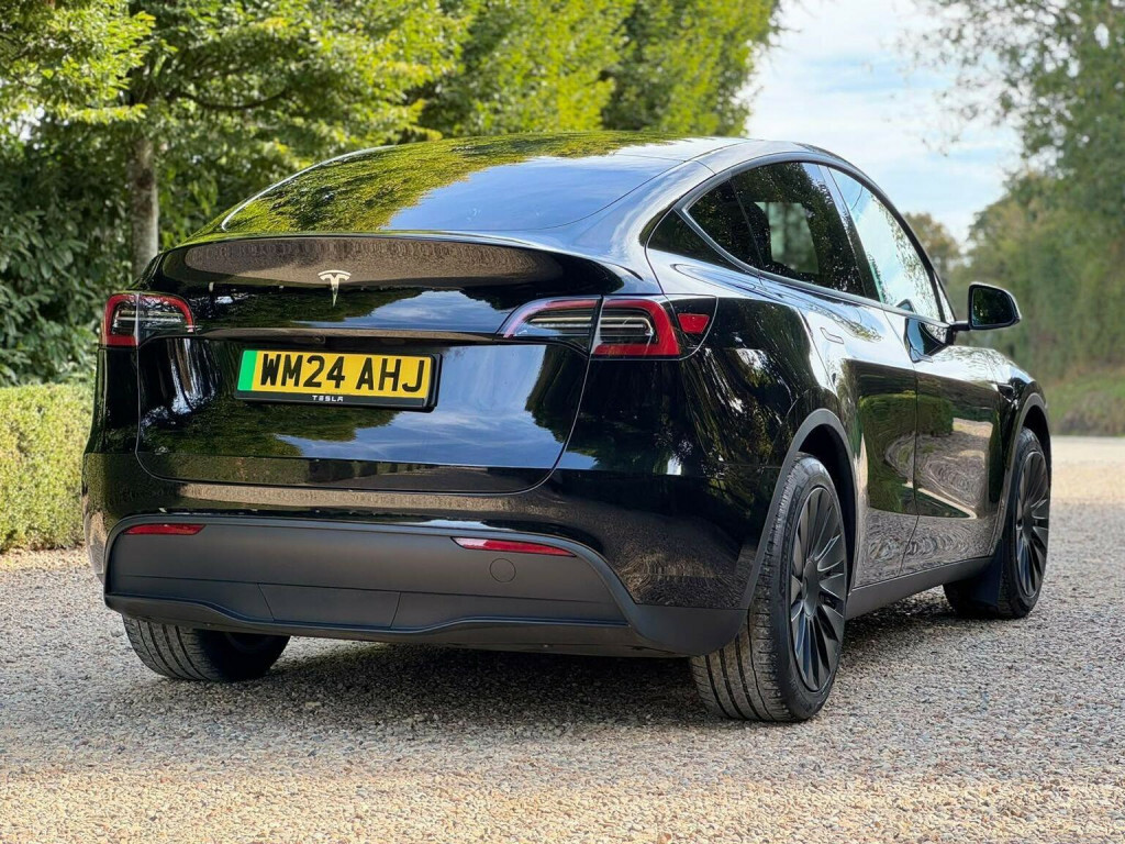 Tesla Model Y Rwd Black #34