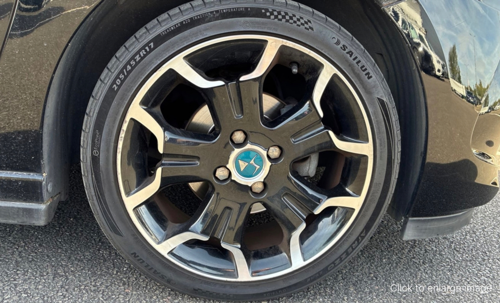 DS DS 3 1.2 Puretech Dark Light Hatchback Eat6 Black #4