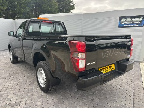 Isuzu D-Max 1.9 Td Utility Black #2